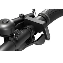 Himiway A7 Pro close-up showing handlebar control buttons and grip
