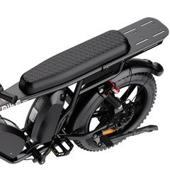 Close-up of the Saturn extended saddle, rear wheel, and suspension.