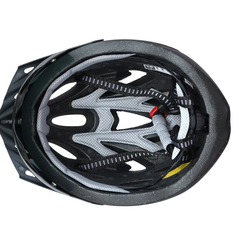 Adult Helmet – interior padding and ventilation detail