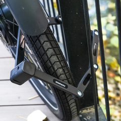 Himiway Foldable Lock – mounted near rear wheel and frame