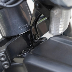D7 Series Front Fender – mounting point detail near front fork