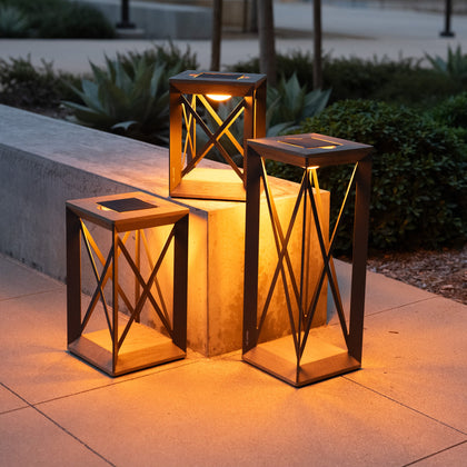 Les Jardins Soho Solar Outdoor LED Lantern